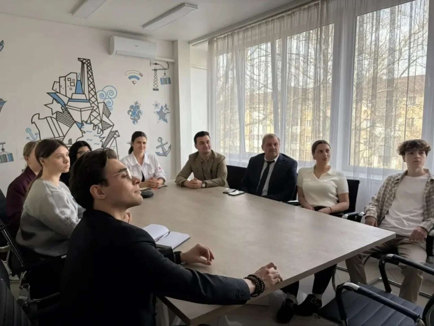 Успешно реализован Телемост Новоросијска и Србије: сусрет који потврђује снагу пријатељства и заједничких вредности!